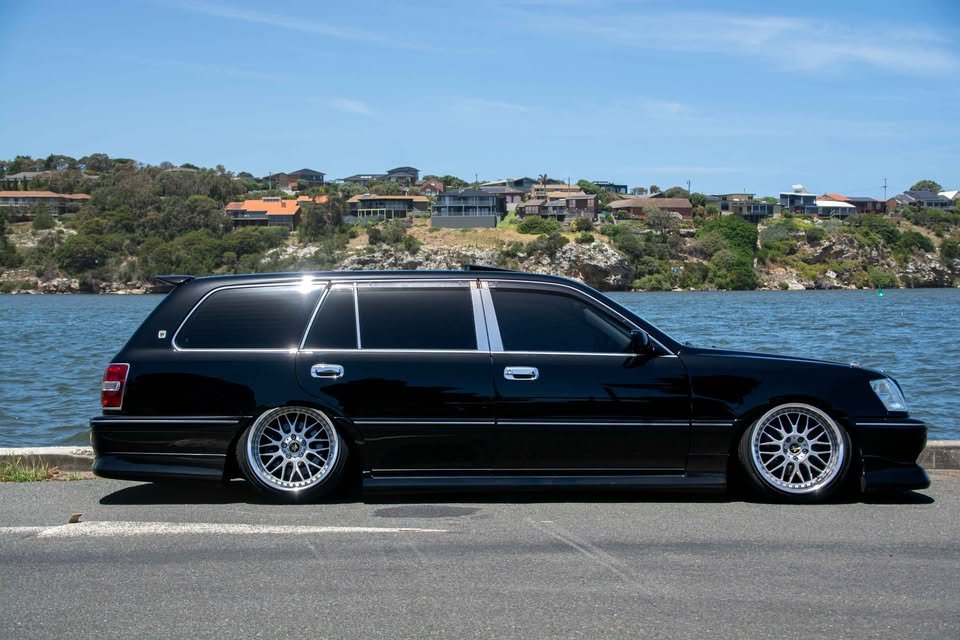 2003 Toyota crown