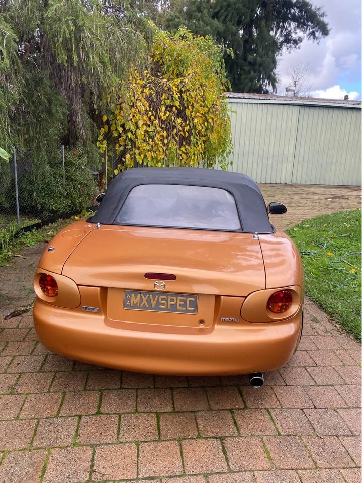 1998 Mazda mx-5 miata