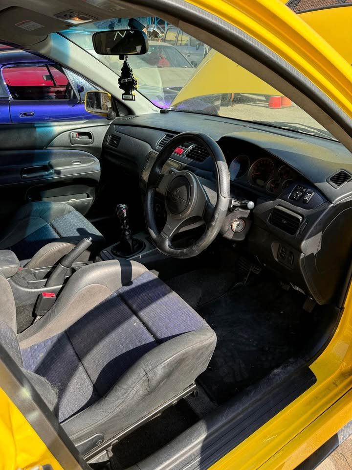 2003 Mitsubishi lancer