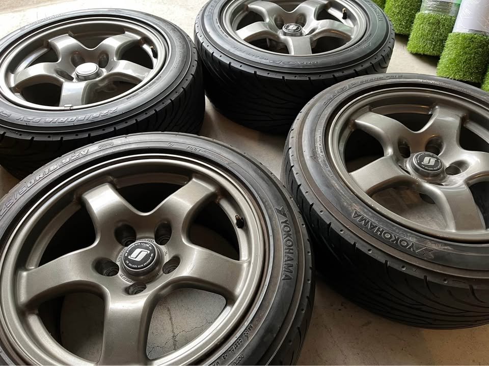 Nissan Skyline R32 GTR wheels R33 Silvia S15 S14