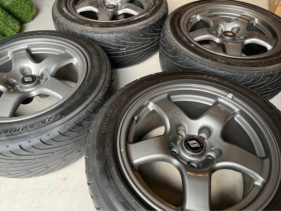 Nissan Skyline R32 GTR wheels R33 Silvia S15 S14