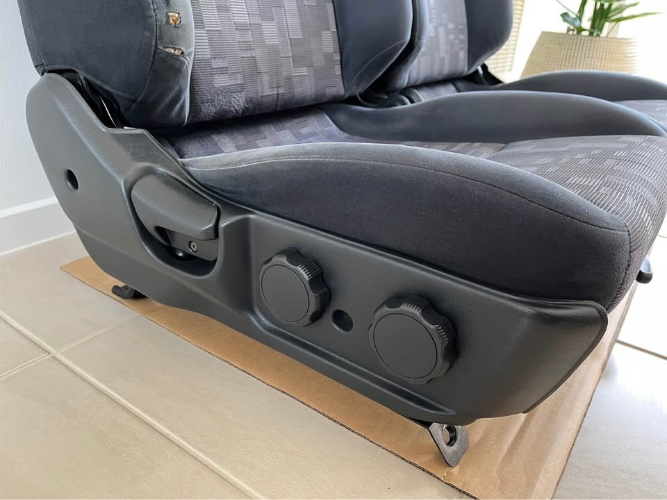 R33 Skyline GTST Series 2 S2 front seats