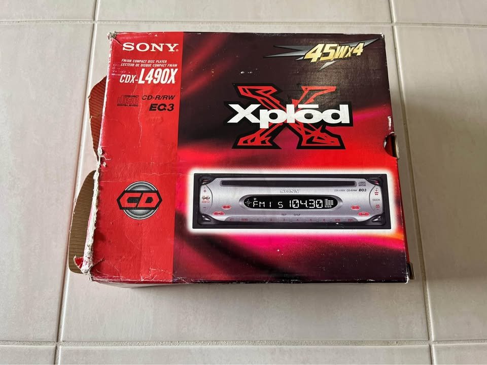 Sony CDX-L490X car head unit CD player stereo radio