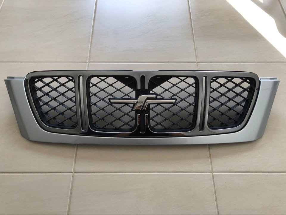 JDM Subaru Forester SF5 Front Grille 2000-2002