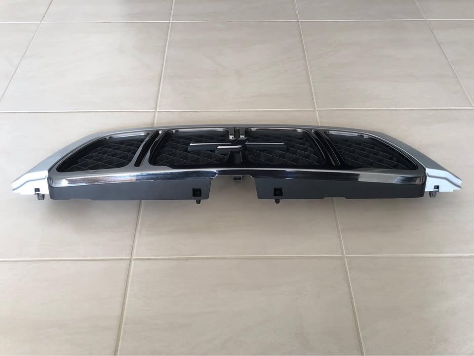 JDM Subaru Forester SF5 Front Grille 2000-2002