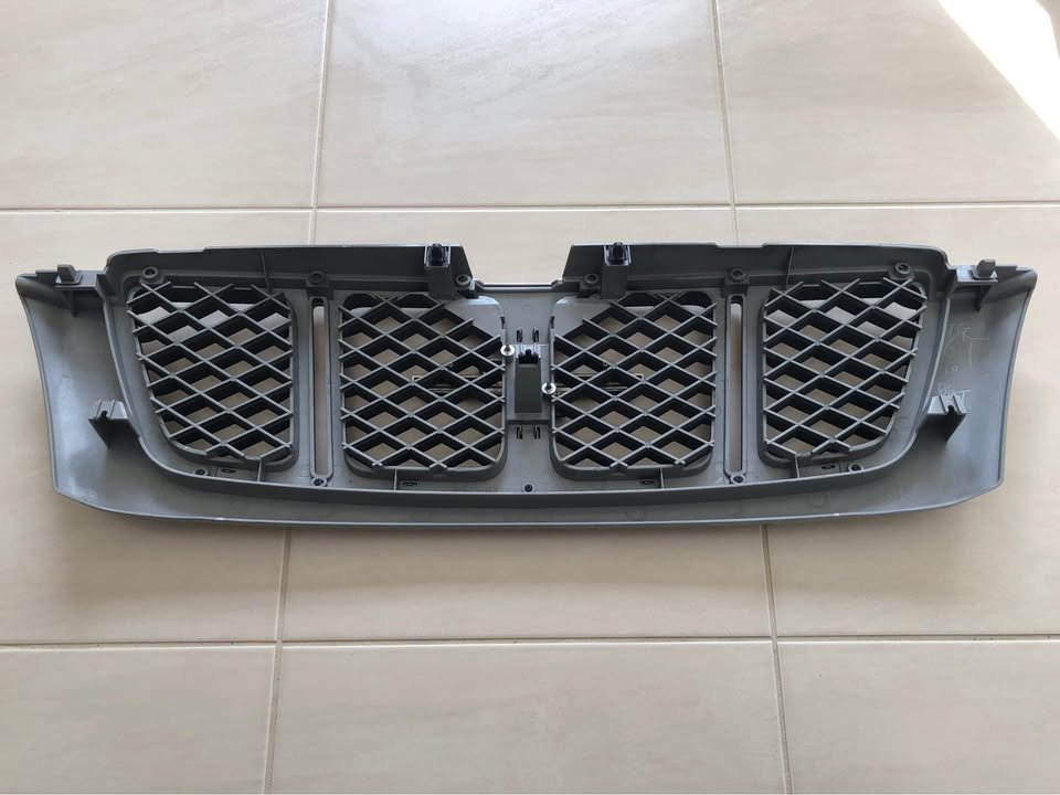 JDM Subaru Forester SF5 Front Grille 2000-2002