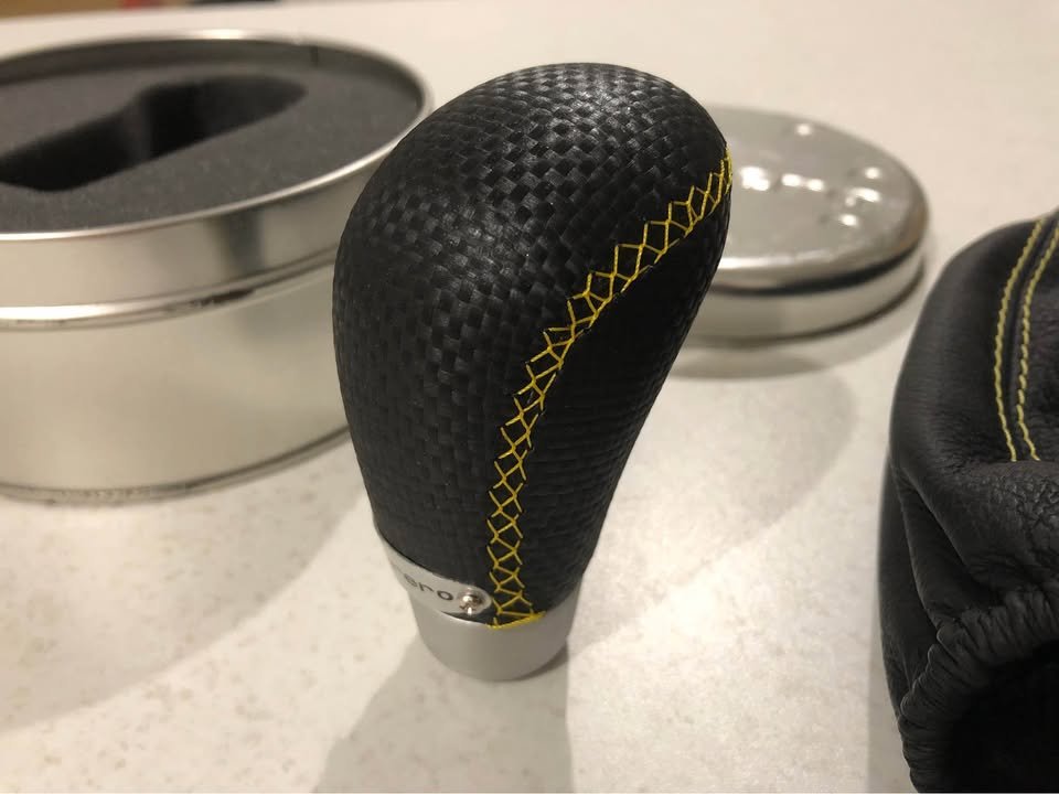 NEW Conrero carbon fibre gear knob boot leather set made in Italy