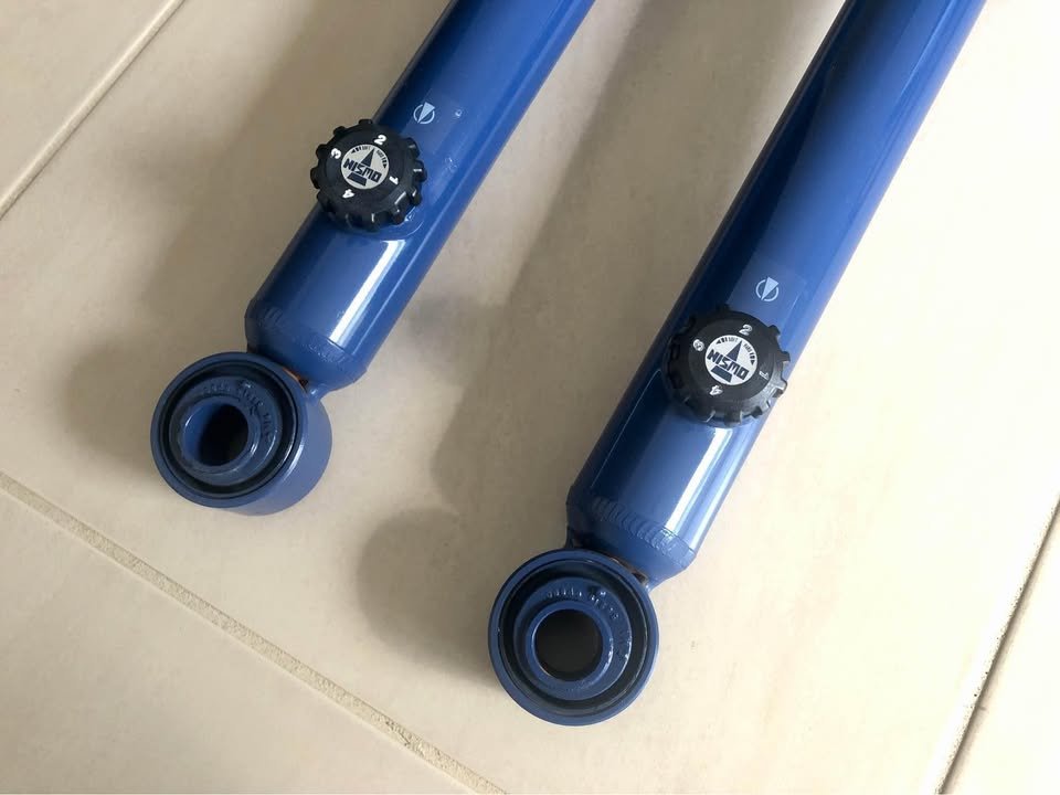 NEW Nissan Skyline R33 GTS GTST Nismo Rear Shock Absorbers