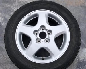New-Nissan-Skyline-R33-GTST-GTS-OEM-wheel-1