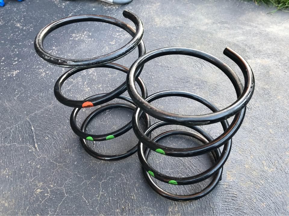 Nissan 200SX Silvia S14 S15 stock factory OEM front springs