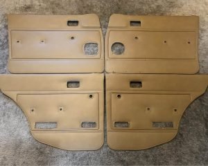 Nissan-Datsun-Bluebird-GL-GXE-TRX-910-door-trims-cards-NOS-new-1