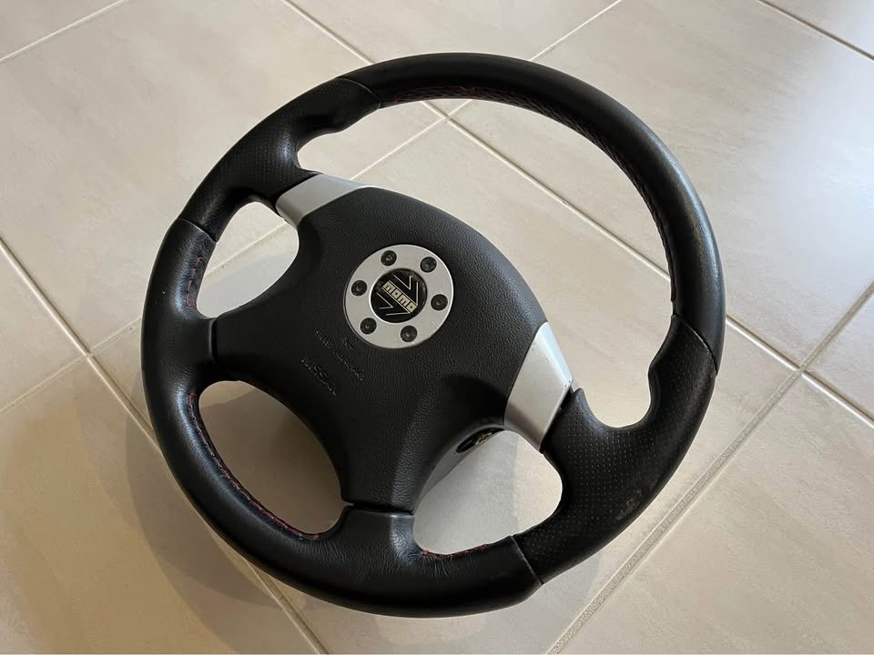 R33 R34 S15 S14 S13 200SX MOMO optional steering wheel nissan skyline silvia 180sx
