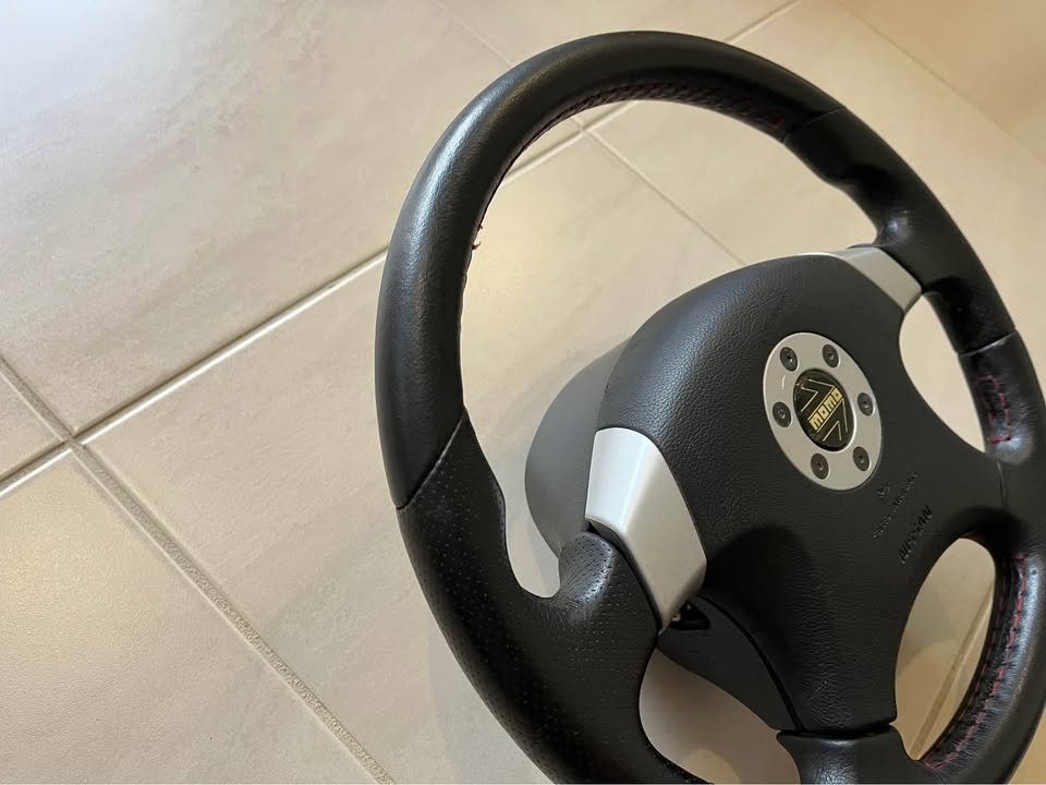 R33 R34 S15 S14 S13 200SX MOMO optional steering wheel nissan skyline silvia 180sx