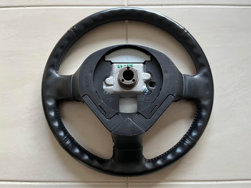 Nissan Silvia S15 200SX Spec R steering wheel