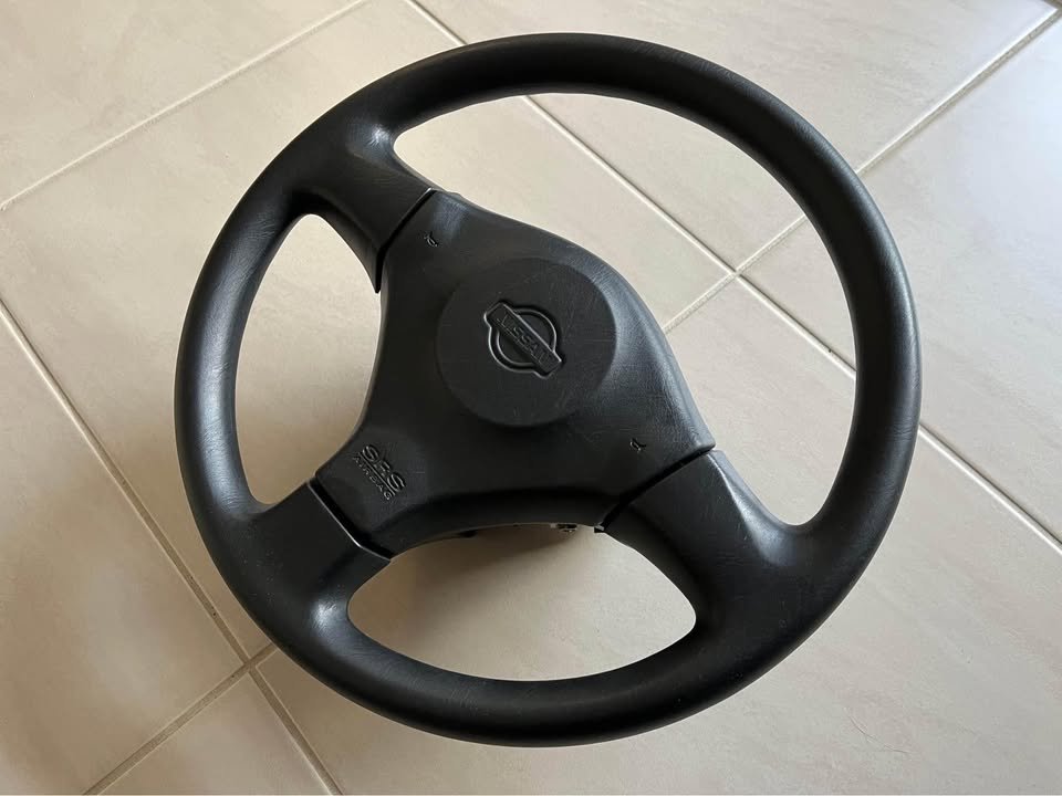 Nissan Silvia S15 200SX Spec S steering wheel Skyline R34 GT
