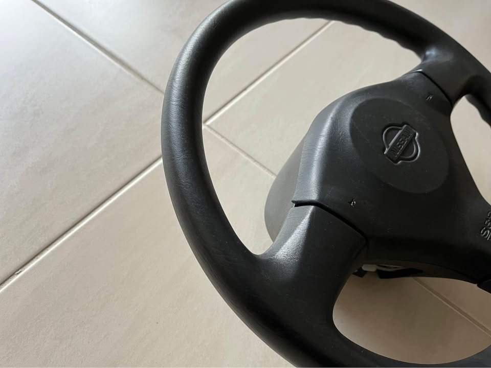 Nissan Silvia S15 200SX Spec S steering wheel Skyline R34 GT