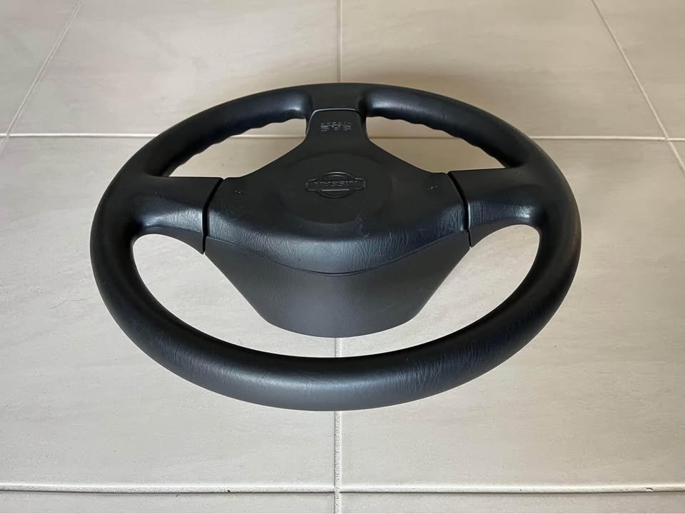 Nissan Silvia S15 200SX Spec S steering wheel Skyline R34 GT