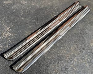 Nissan-Skyline-R33-GTR-GTST-Optional-stainless-sill-scuff-plates-1