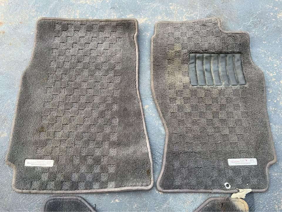 Nissan Skyline R33 GTR floor mats set