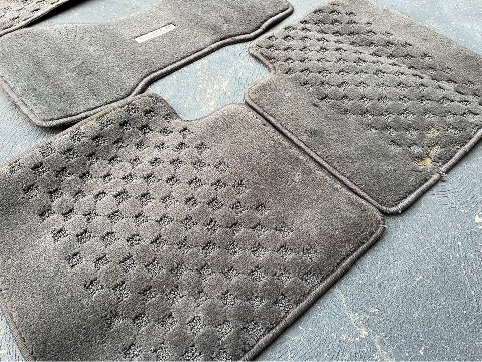 Nissan Skyline R33 GTR floor mats set