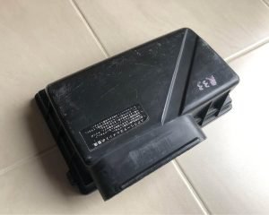 Nissan-Skyline-R33-GTS-GTST-airbox-lid-1