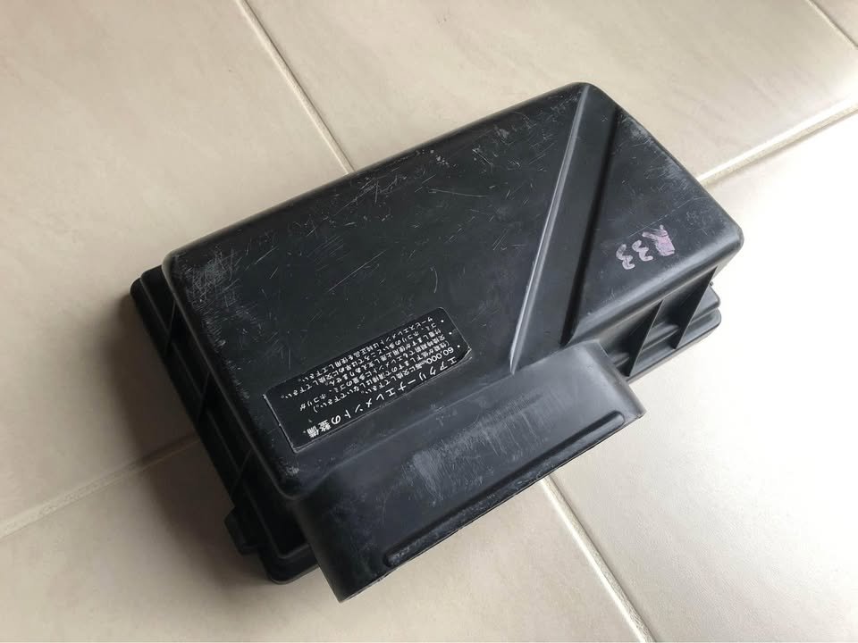 Nissan Skyline R33 GTS GTST airbox lid