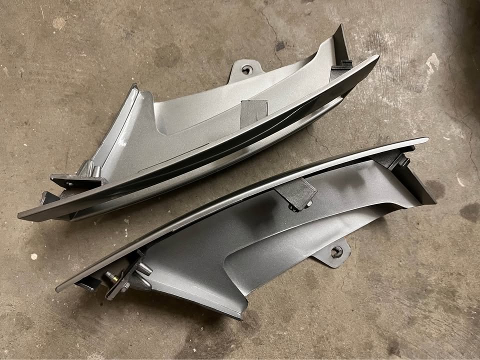 Nissan Skyline R33 GTST Series 2 S2 sedan front bumper vent cover