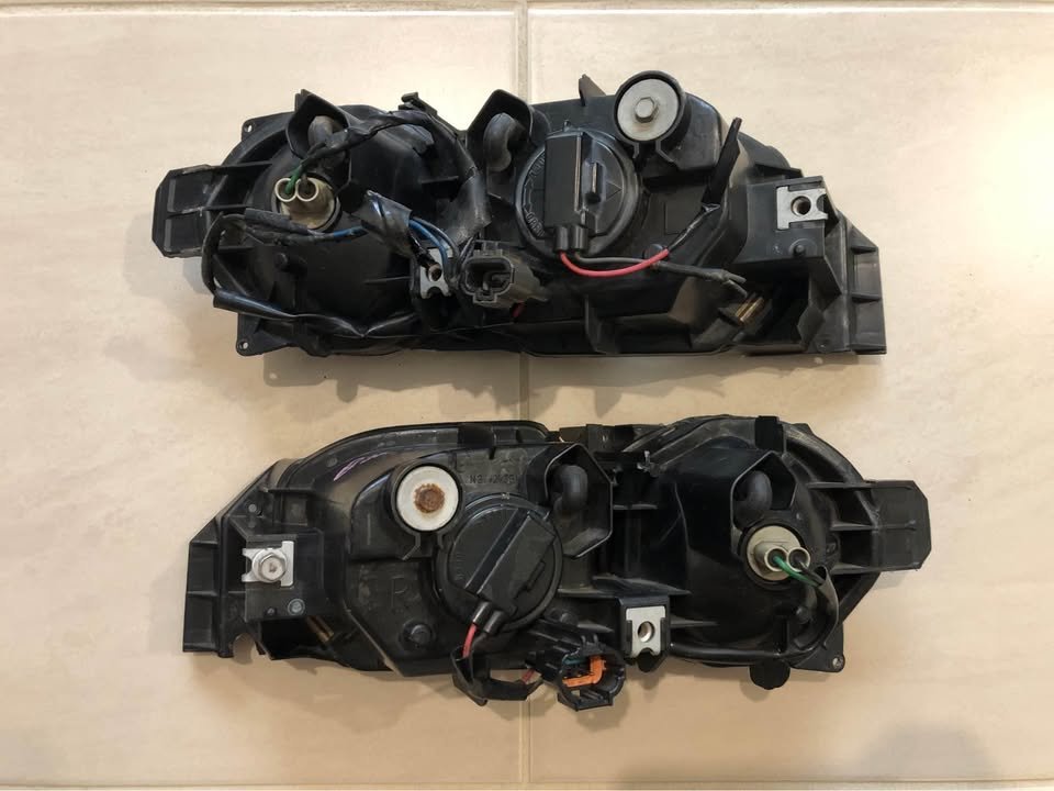 Nissan Skyline R33 S2 GTST foglights