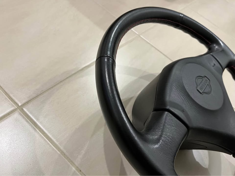 Nissan Skyline R34 GTT GTR Steering Wheel