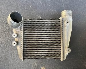 Nissan-Skyline-R34-R33-R32-GTT-GTST-side-mount-intercooler-3