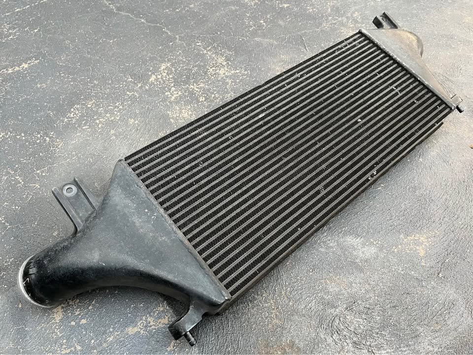 Nissan Skyline R33 GTR factory OEM intercooler