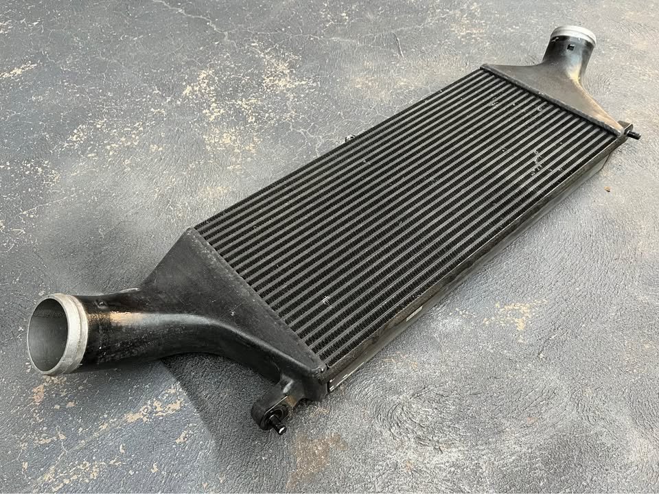 Nissan Skyline R33 GTR factory OEM intercooler