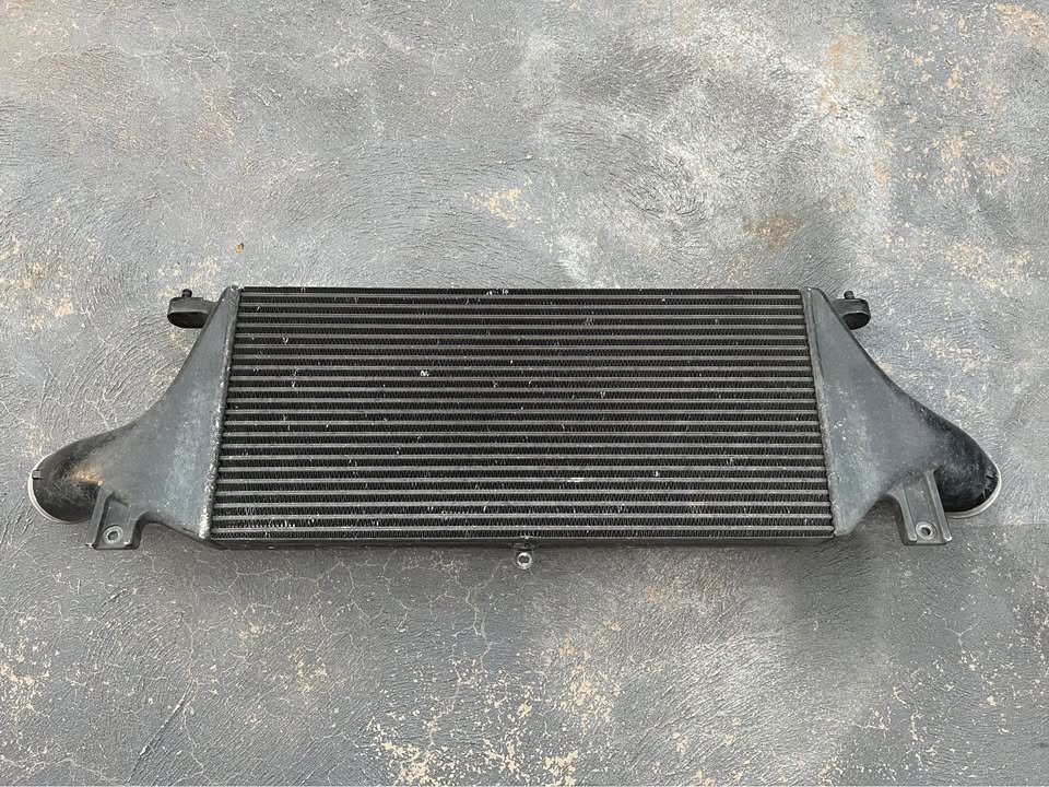 Nissan Skyline R33 GTR factory OEM intercooler
