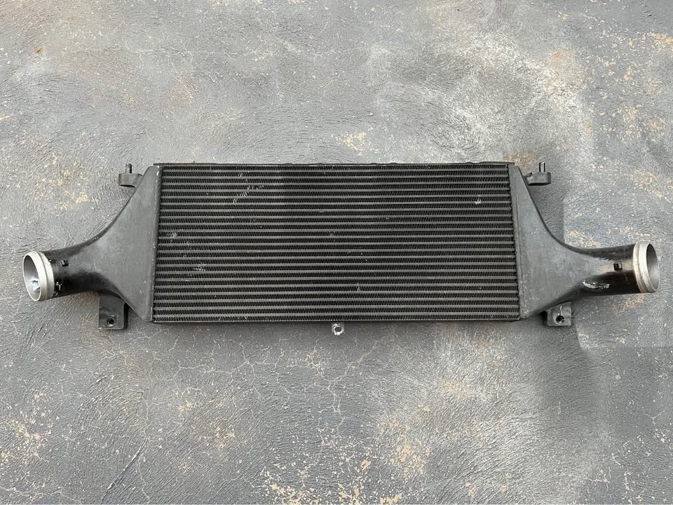 Nissan Skyline R33 GTR factory OEM intercooler