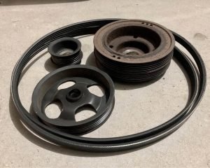 Subaru-EJ205-Turbo-Impreza-WRX-Forester-crank-alternator-power-steering-pulleys-and-belts-2