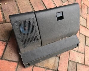 Toyota-Corolla-AE90-AE92-AE94-glovebox-Holden-Nova-2
